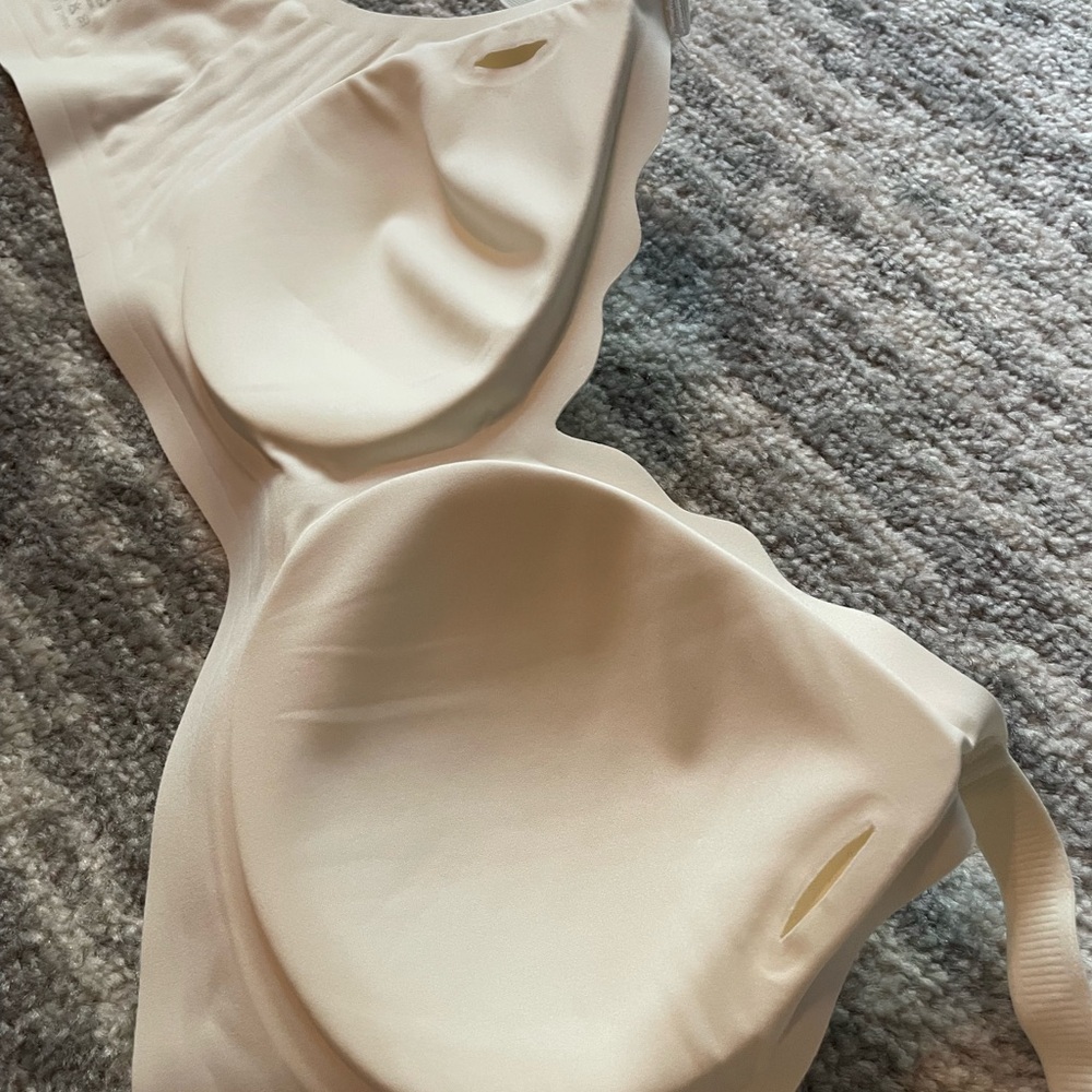 Wireless Bra - Picture 2 of 5